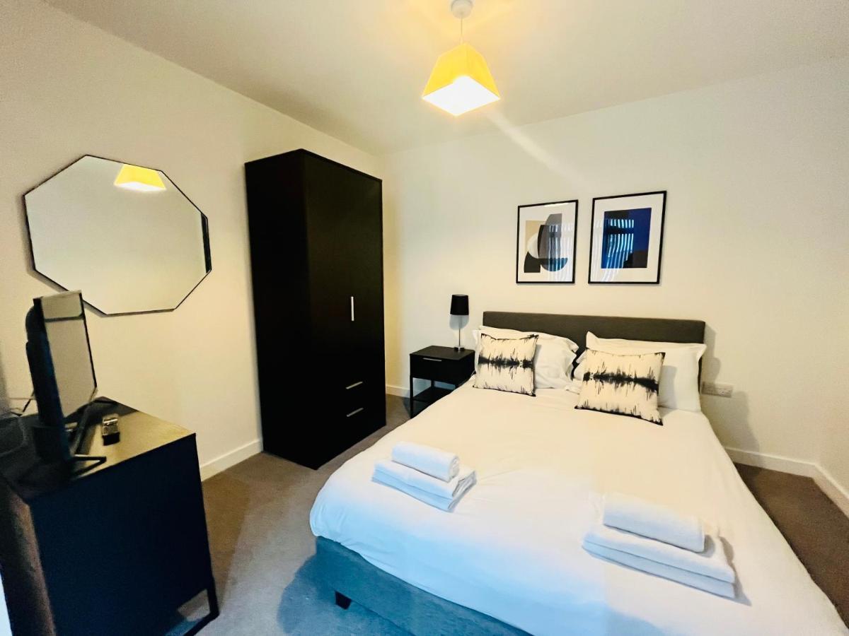 Fully Equipped One Bedroom Apartment Near Old Trafford Stadium! Manchester Exteriör bild